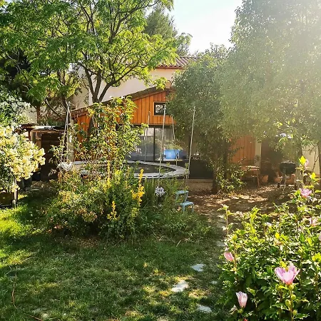 La Au Fond Du Jardin Chalet