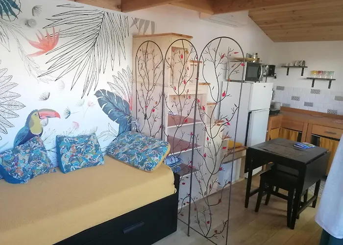 La Au Fond Du Jardin * Μονπελιέ